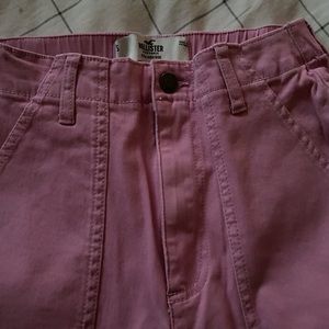Women’s pink holister cargo pants